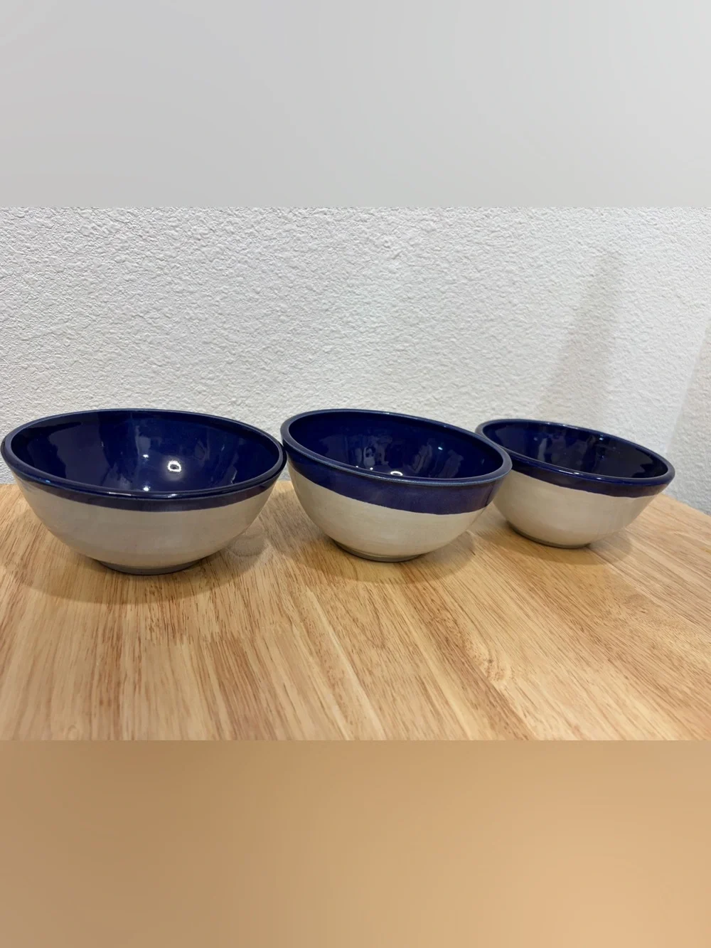 VTG Japanese Studio Pottery Bowls - Set of 3 Cobalt Blue Rim Speckled Stoneware